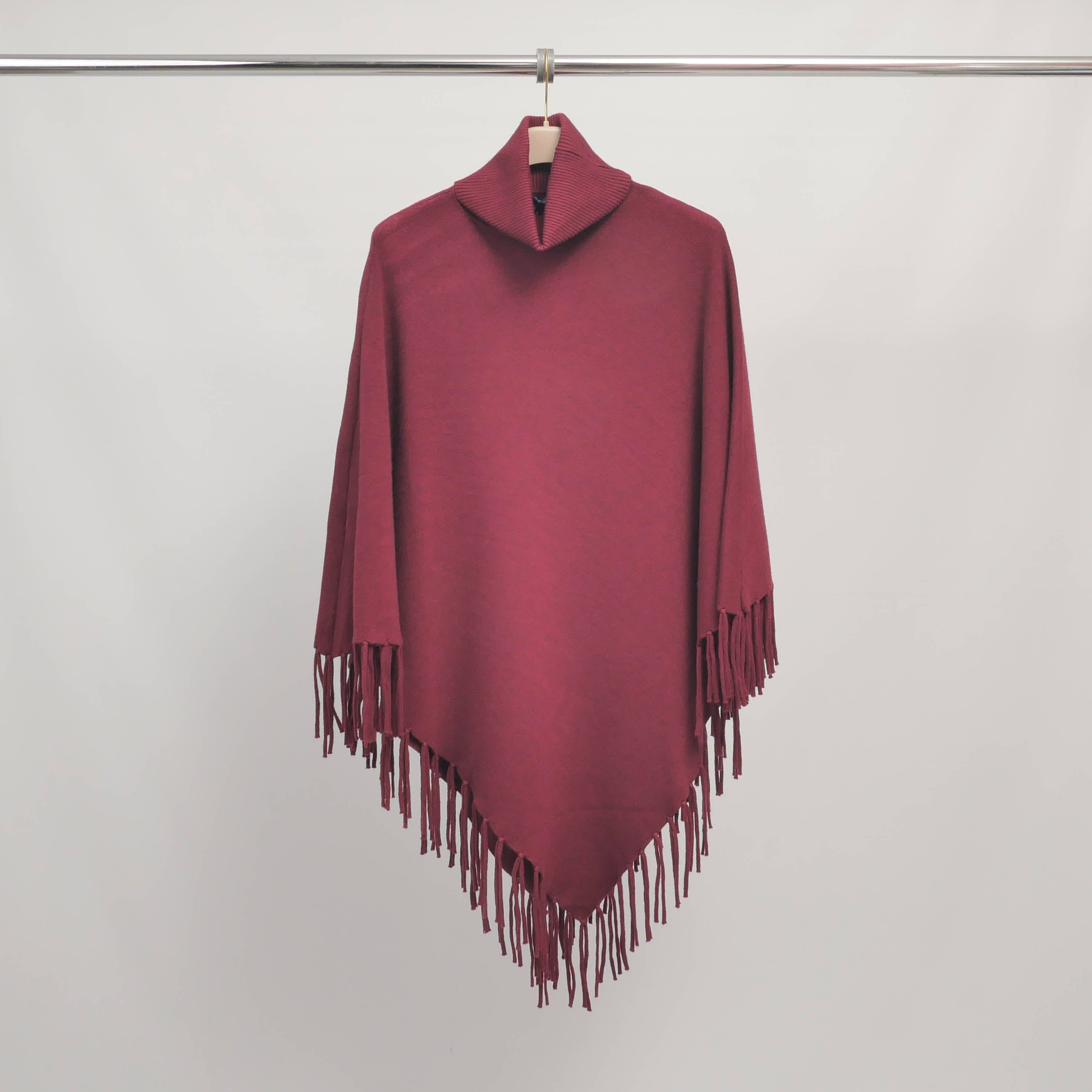 Cecile Wang – wholesale Poncho – Women's – Turtleneck poncho with fringes in soft knit – DSY90851