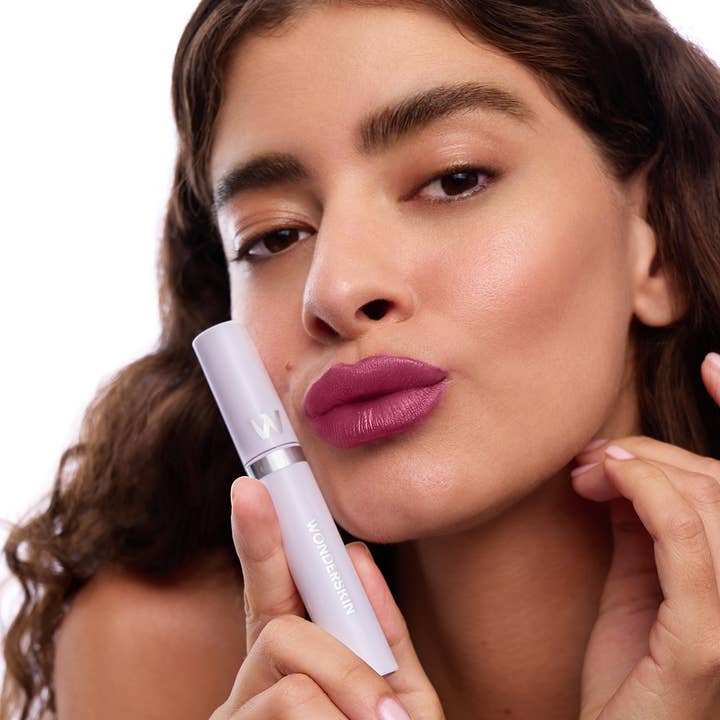 Wonderskin - Wholesale Lip Stain/Dye/Tint - WONDER BLADING Lip Stain Masque107