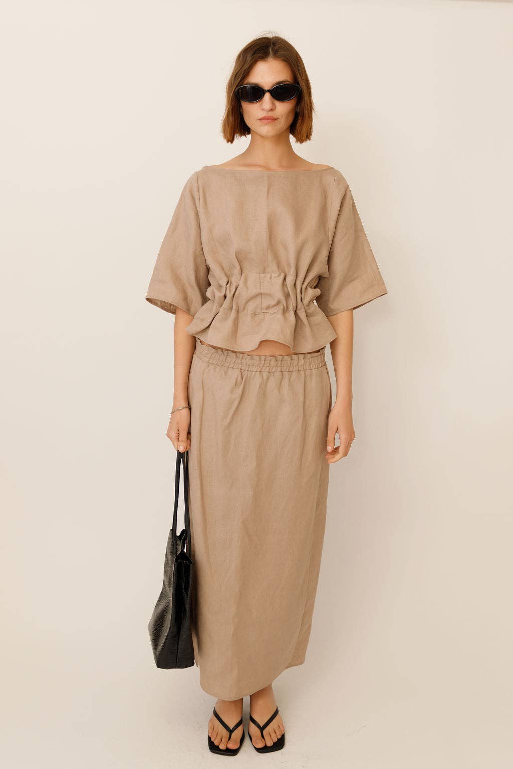 WUESTE - Wholesale Blouse - Women's - Anita Relaxed Linen Top with Belt1