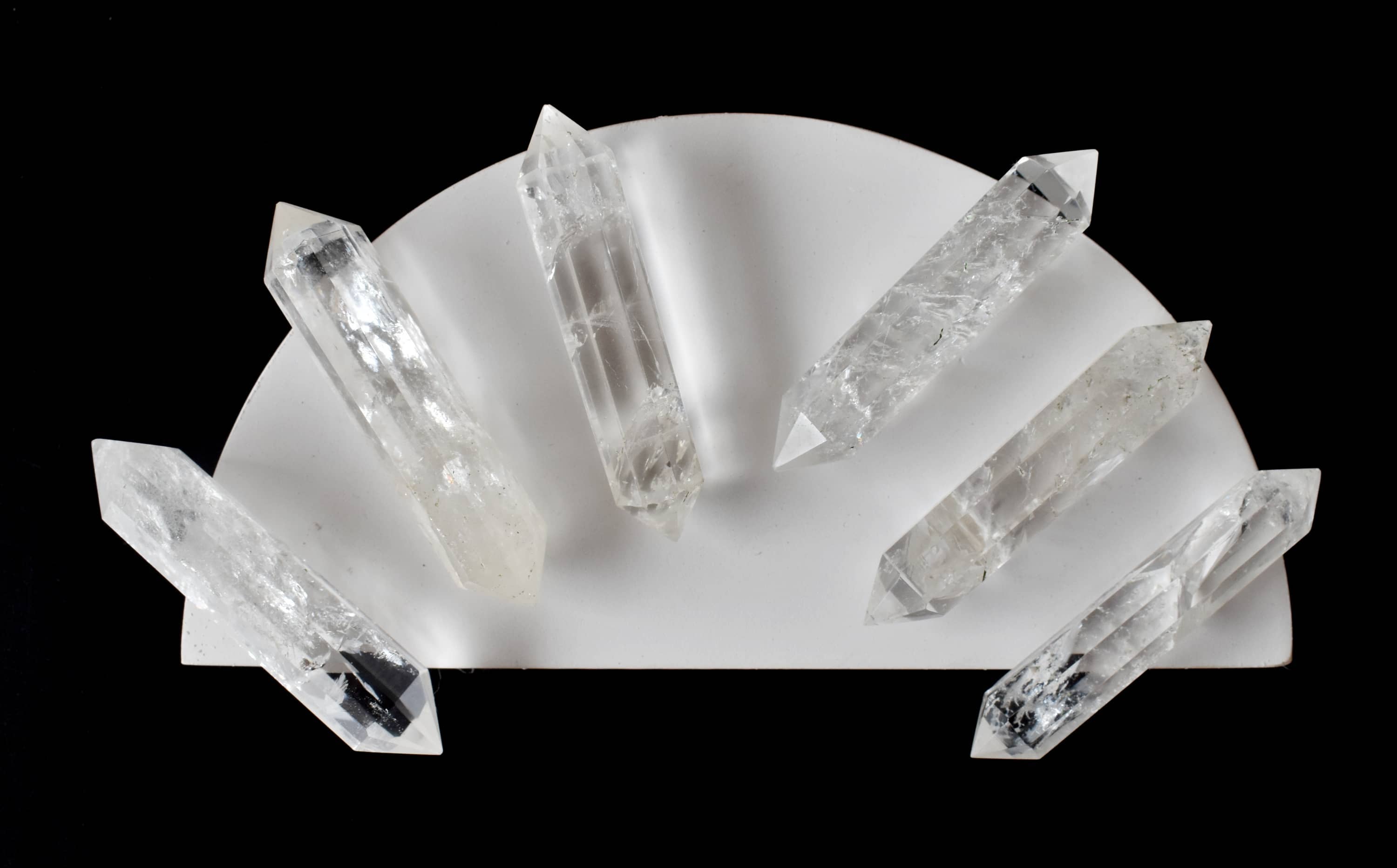 Soothing Crystals – Pedra/cristal espiritual por atacado – Pontos de Cristal | Quartzo Claro | Cristais de Dupla Ponta em Forma de Lápis1