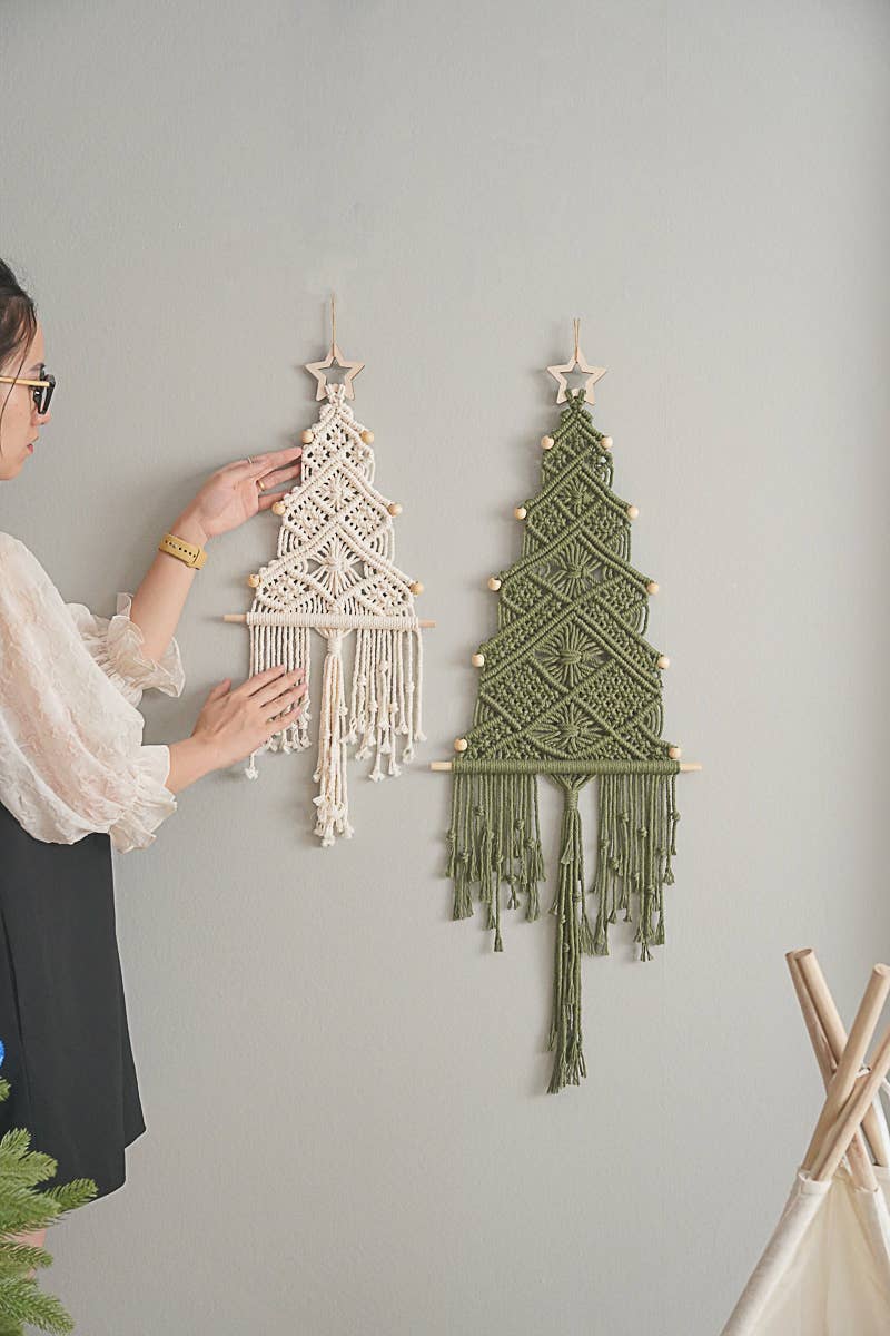 BeanDaikon - Wholesale Christmas Decoration - Boho Christmas Tree Wall Hanging - X323
