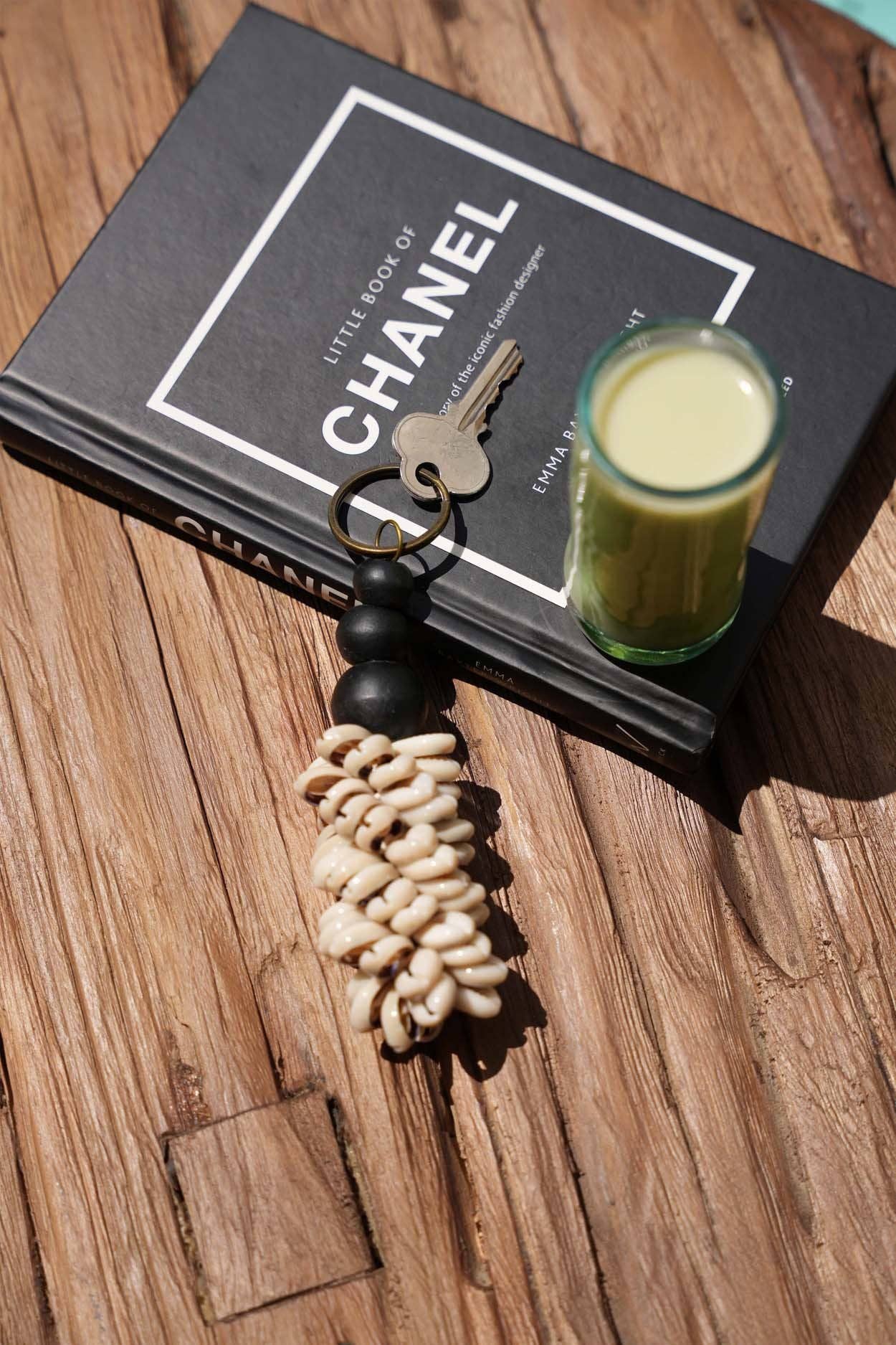 Bazar Bizar Living - Wholesale Keychain - Unisex - The Canggu Keychain - Natural Black1