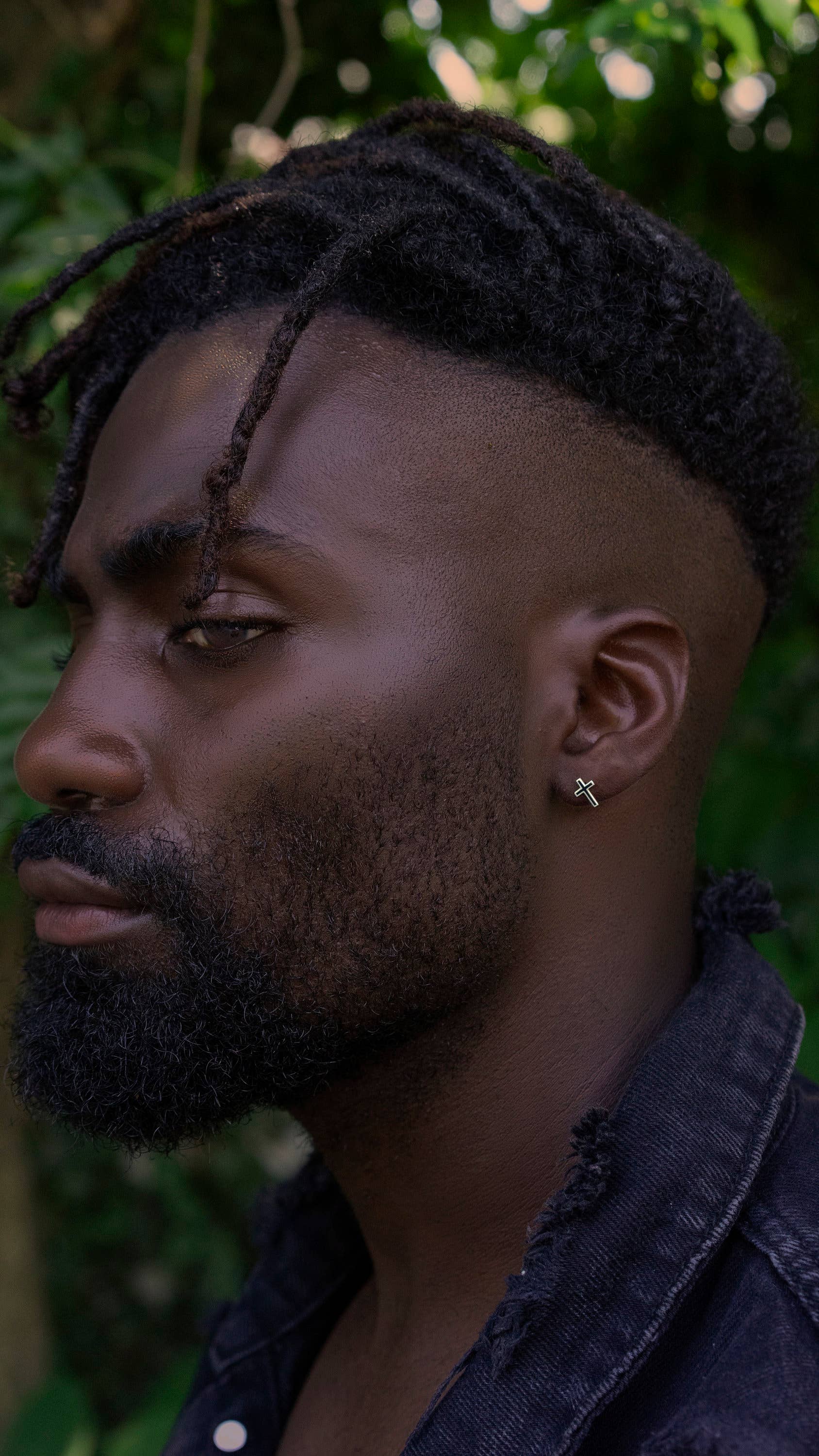 Zahav Jewelry - Wholesale Stud/Post Earrings - 10kt Black Enamel Cross Helix, Tragus, Cartilage Earring1