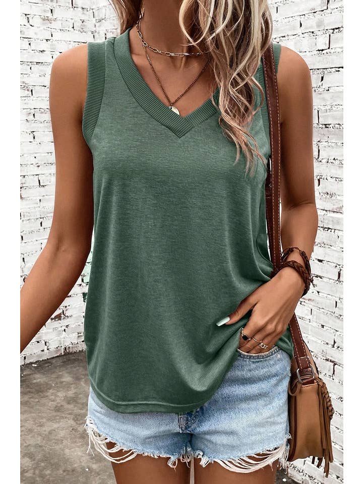 Verde niebla Camiseta sin mangas con cuello en V y ribete acanalado de venta al por mayor en Faire