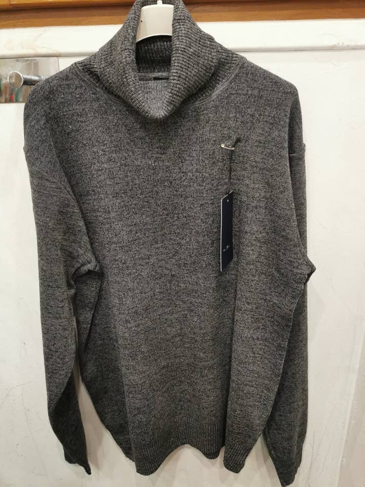 LES GRENOUILLES DU MARAIS - Wholesale Knit Sweater - Men's - Men's wool turtlenecks 22036