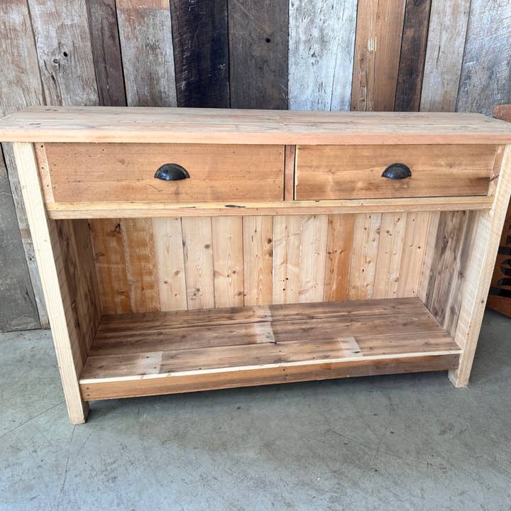 Table console vintage en pin. L150 pour la vente par belvoir