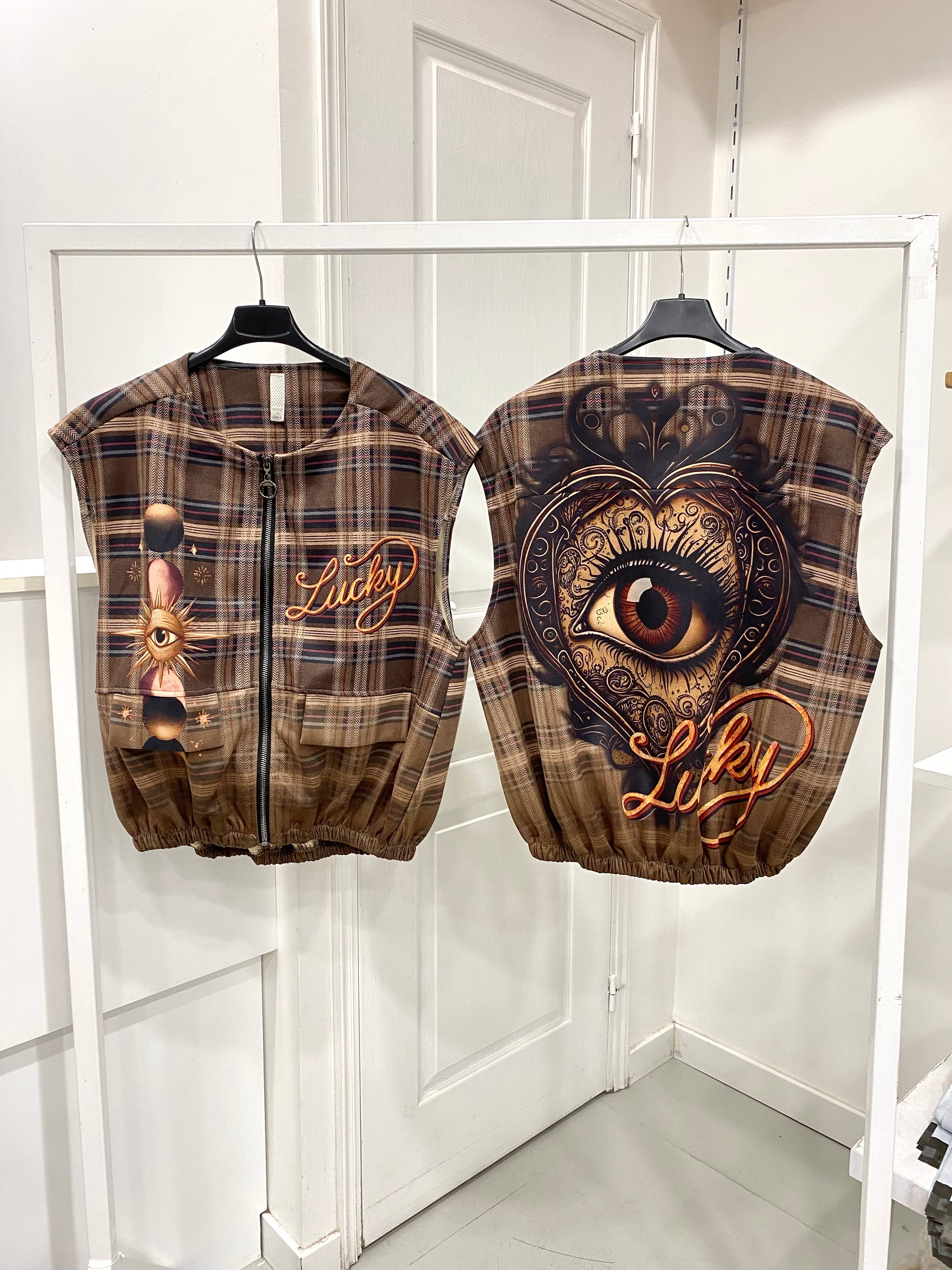 NOS - Wholesale Outerwear Vest - Women's - Gilet sans manches matelassé zippé pour femme0