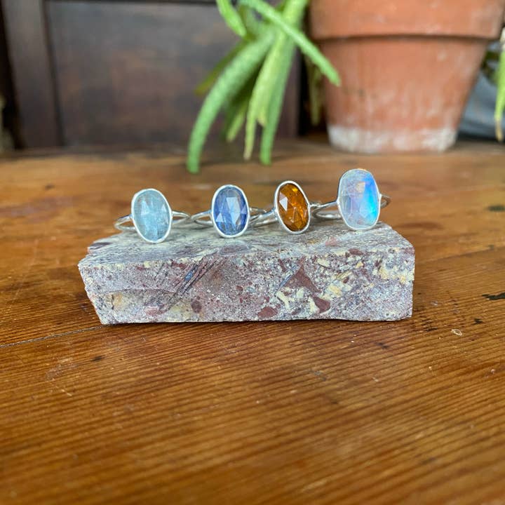 Seeds - Wholesale Single Stone/Solitaire Ring - Sterling Silver Band Abstract Stone Ring Moonstone, Kyanite