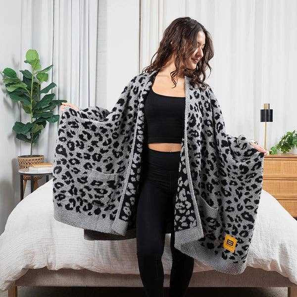 Big Blanket Co - Wholesale Robe - Unisex - Premier Plush™ Wrap15