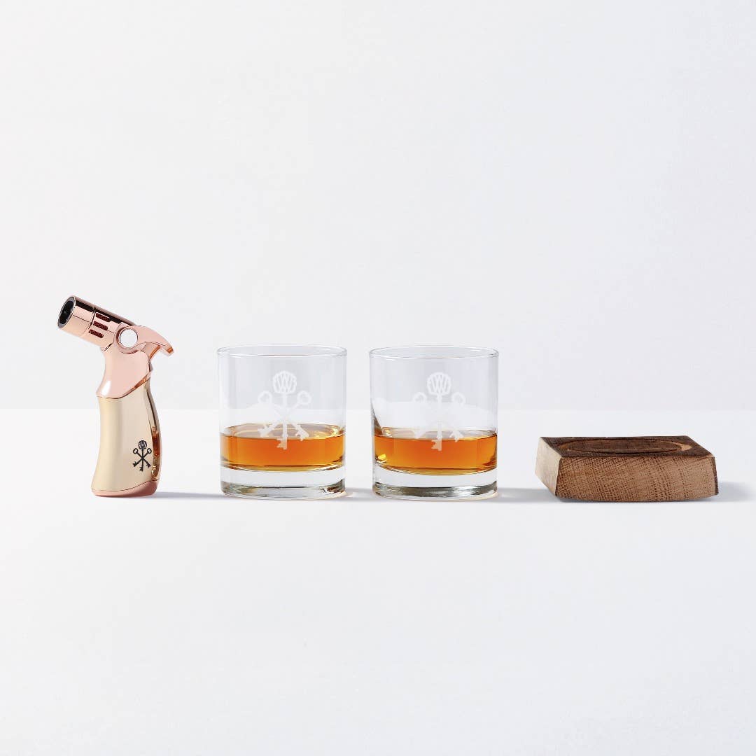 Pappy & Company – wholesale Cocktail/liquor glass – Pappy Van Winkle Smoked Cocktail Kit1