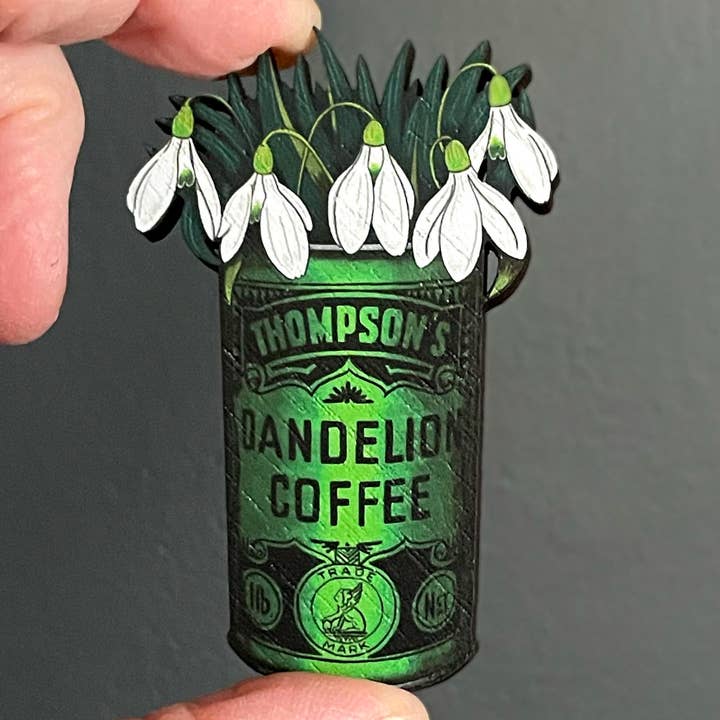 Su Owen – wholesale Brooch – Vintage Flower Wooden Pin Badge - Snowdrops4