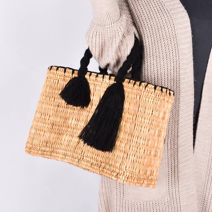 Elegant flettet polterabendkurv - brudepigegave for engroshandel hos King Of Handmade