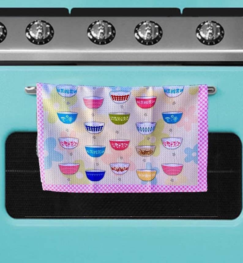ModMoxGoods - Wholesale Tea Towel - TEA TOWEL Pyrex Vintage Bowls Collection Kitchen theme Waffl1