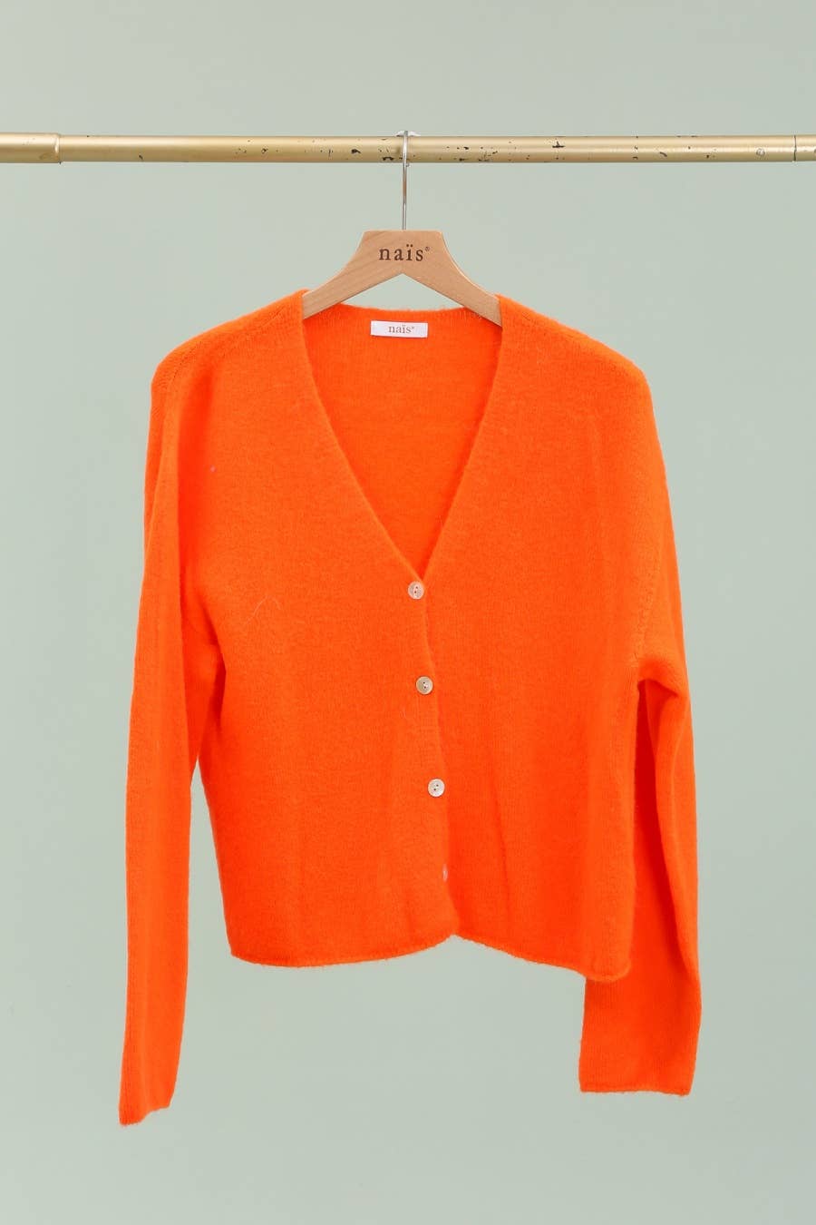 NAÏS PARIS – wholesale Kofta - Dam – Kort knappad V-ringad kofta i alpaca och ull10