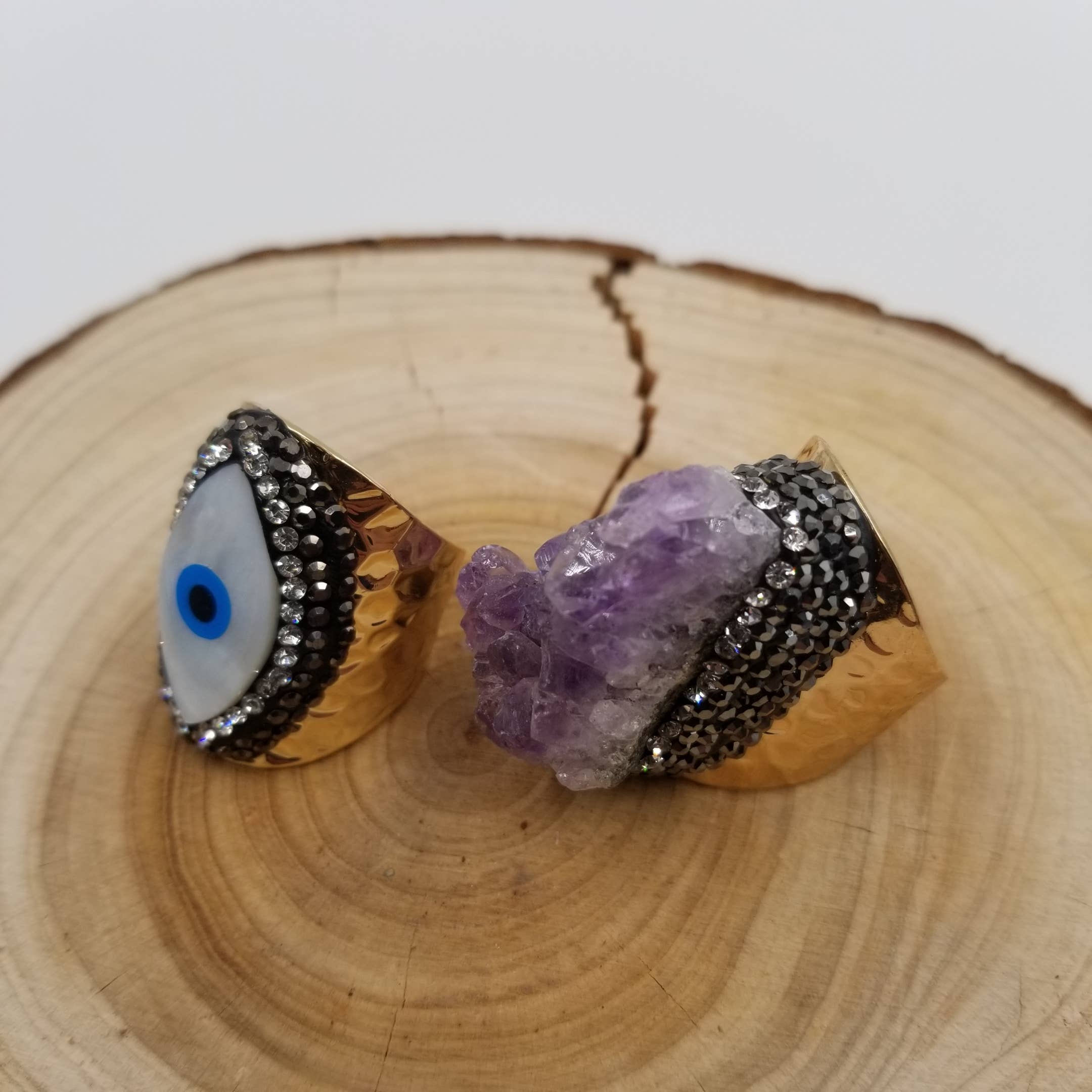 CHAKRA JEWELRY - Vendita all'ingrosso Anelli cocktail/statement - Anello fatto a mano con ametista naturale e malocchio2