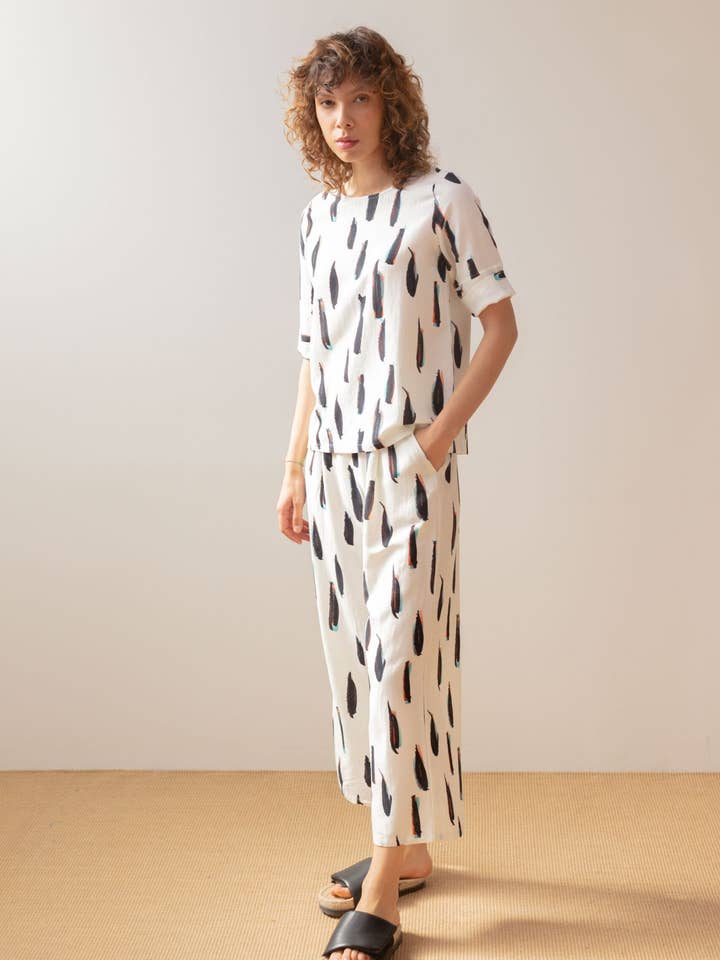 PAN Producto Básico - Wholesale Coat - Women's - Printed raw trousers5