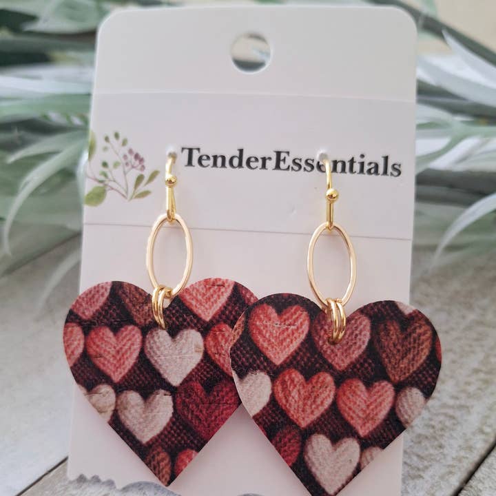 Boucles d'oreilles élégantes en cuir pour la Saint-Valentin, Boucles d'oreilles pendantes cœur rouge pour la vente par TenderEssentials ~ handmade jewelry