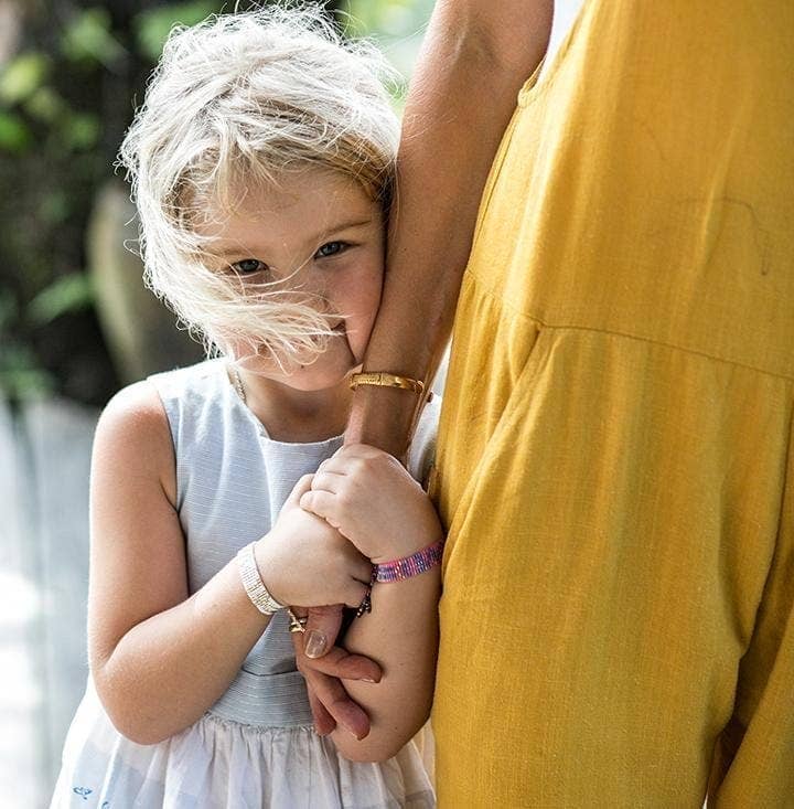 Love Is Project - Vente Bracelet de perles – enfant - Bracelet de perles de graines pour enfant - Rose1