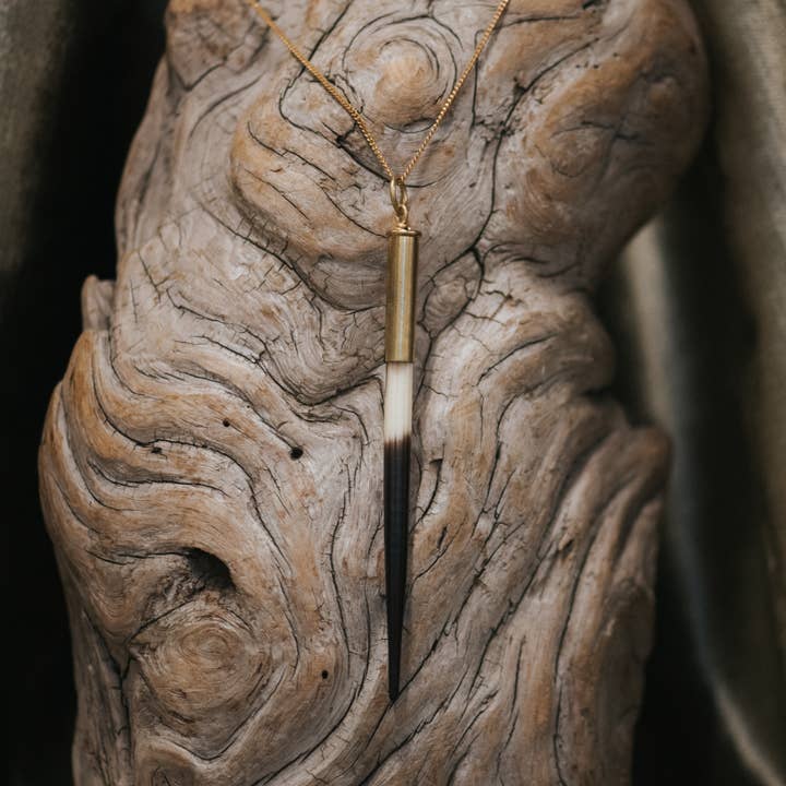 Commonform - Wholesale Pendant/Charm Necklace - Yellowstone Beth Dutton Quill Necklace // 32"3