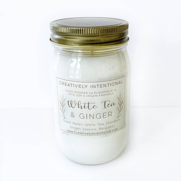 Bougies de soja au thé blanc et au gingembre pour la vente par Creatively Intentional Candle Co.
