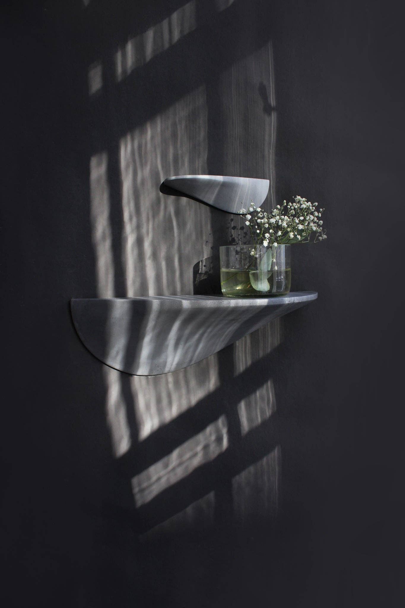 Formpoet - Wholesale Wall Mounted Shelf - Wall shelf concrete large - grey5