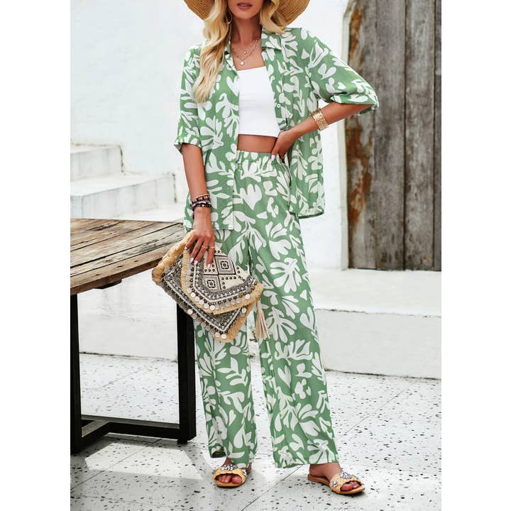 Women's Summer floral print vacation Two-piece pant Set for wholesale by Little Trendy