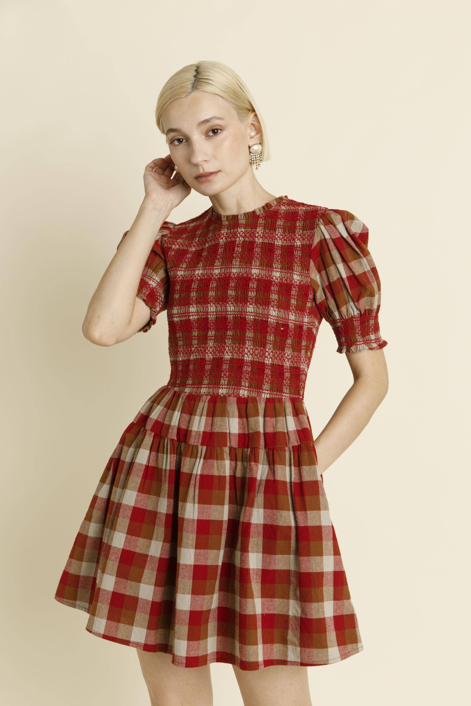 Aureum - Vente Robe – femme - AD1884 - MINI-ROBE SMOCKÉE À CARREAUX4