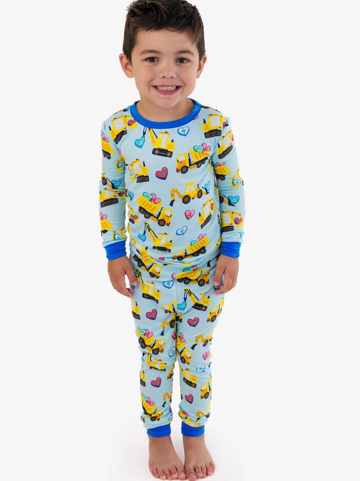 SoftSnooze™ Kids Bamboo Viscose Loads of Love Long Sleeve Pajama Set
for wholesale by RuffleButts + RuggedButts