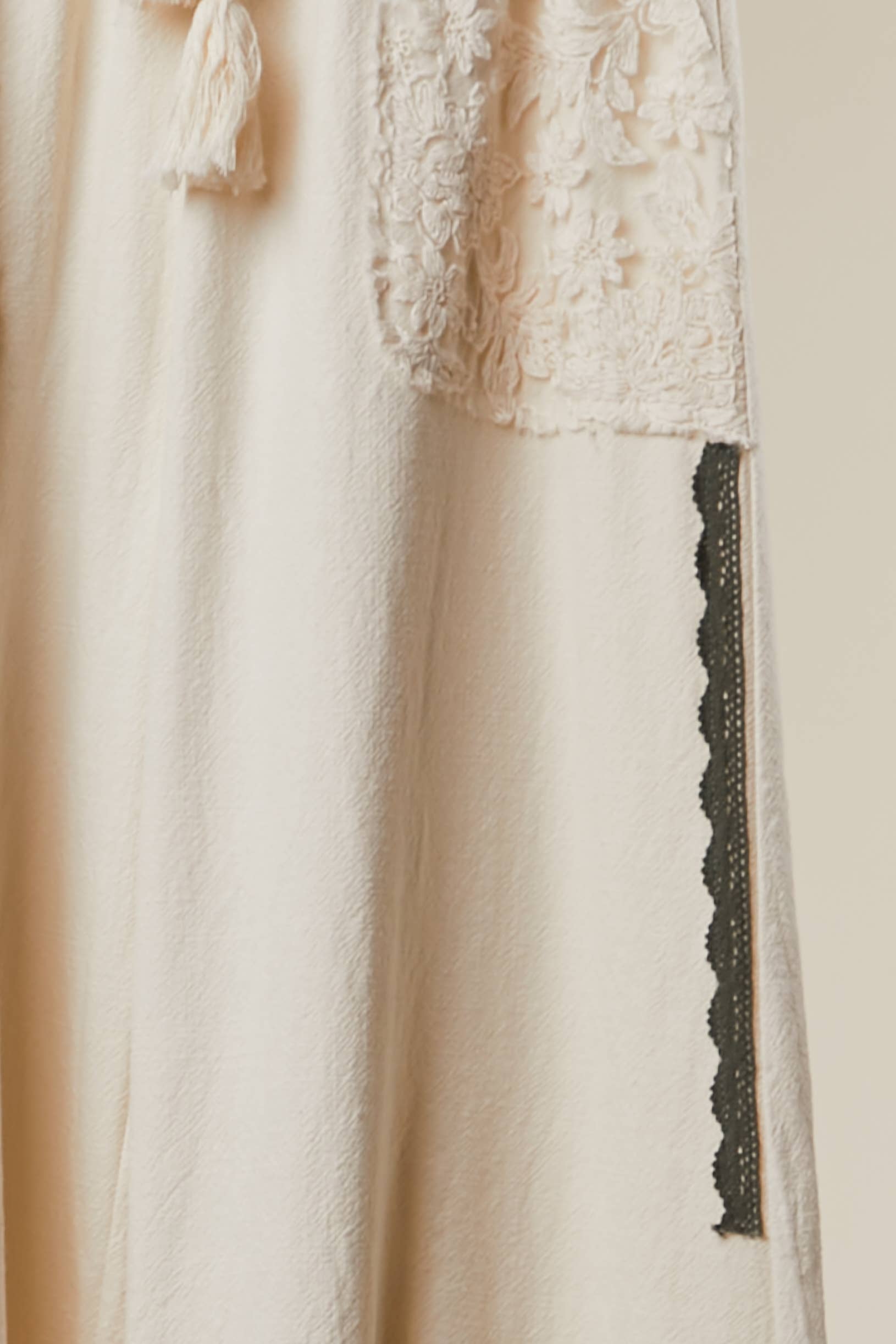 Mello. - Wholesale Pants - Women's - Lace Accents Patchwork Crochet Jogger Pants3