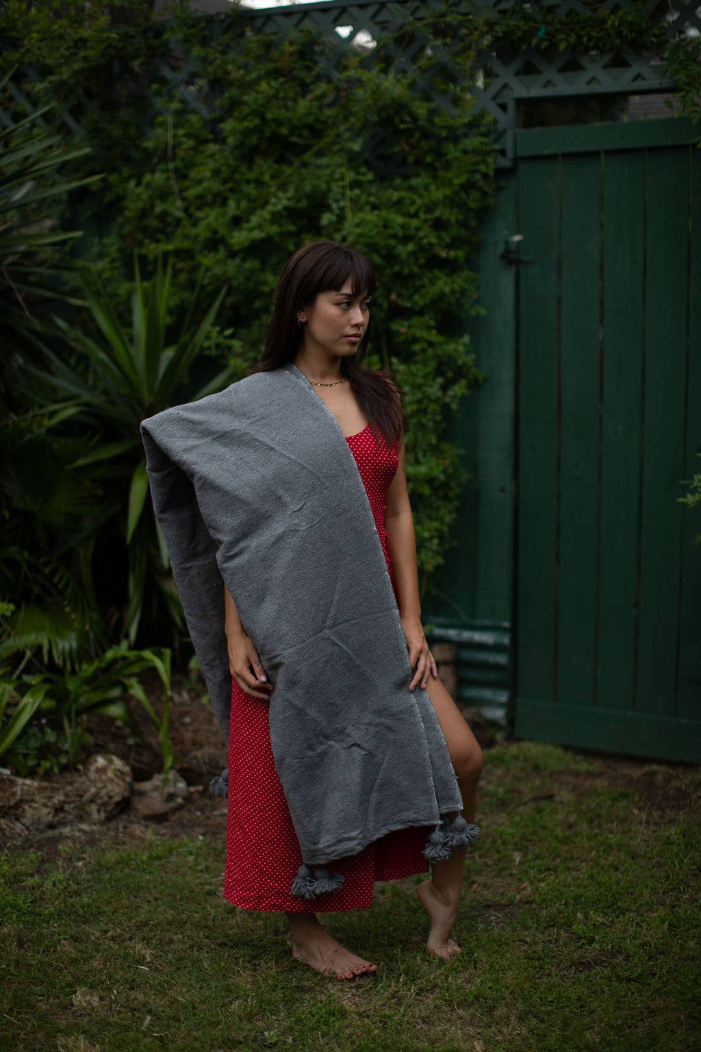 Voyage - Wholesale Throw Blanket - Blanket/Throw Pom Pom - Handmade Morocco - Grey10