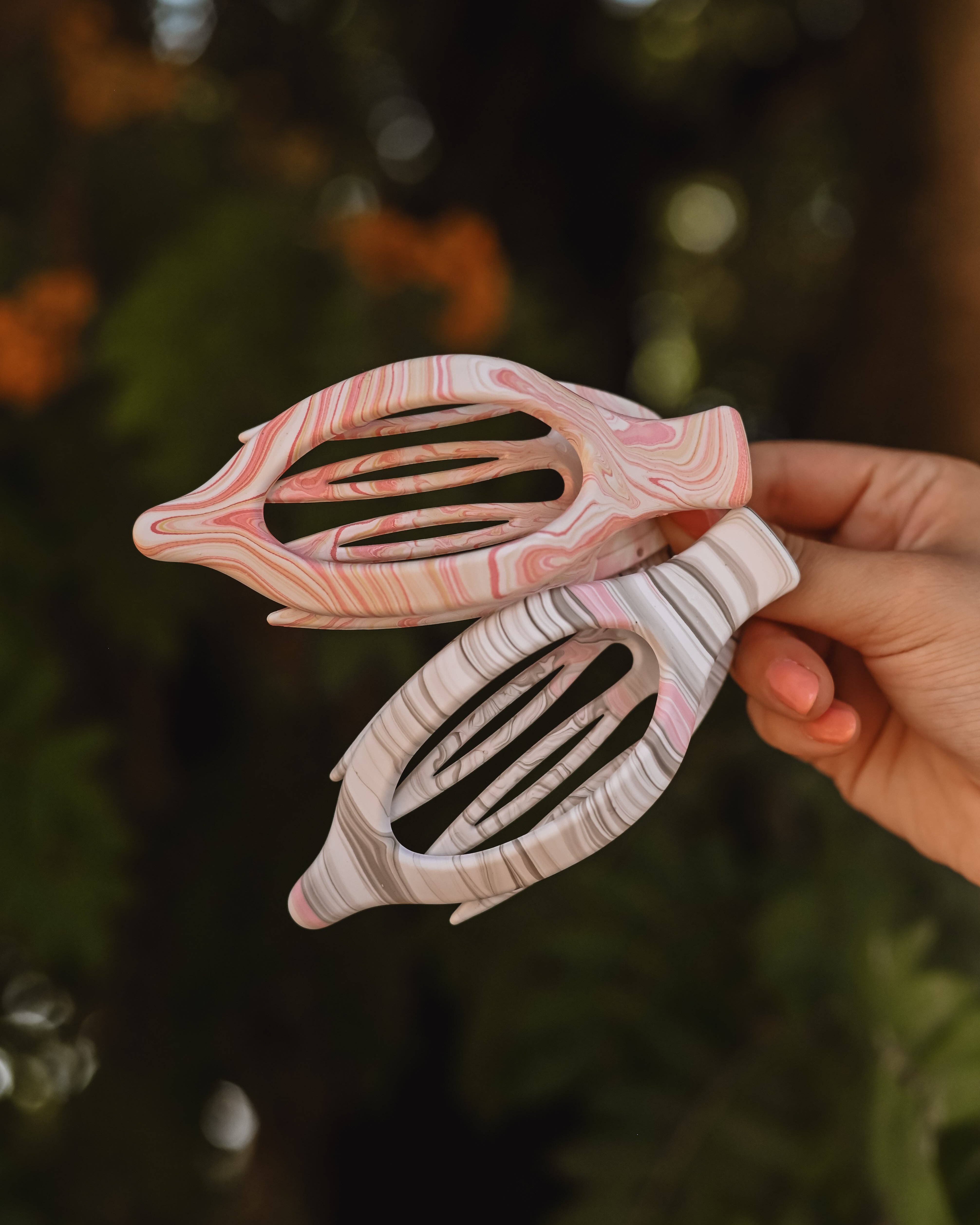 Share Studio - Wholesale Hair Clip - Women's - Sorbet Swirl Lay Flat Wide1