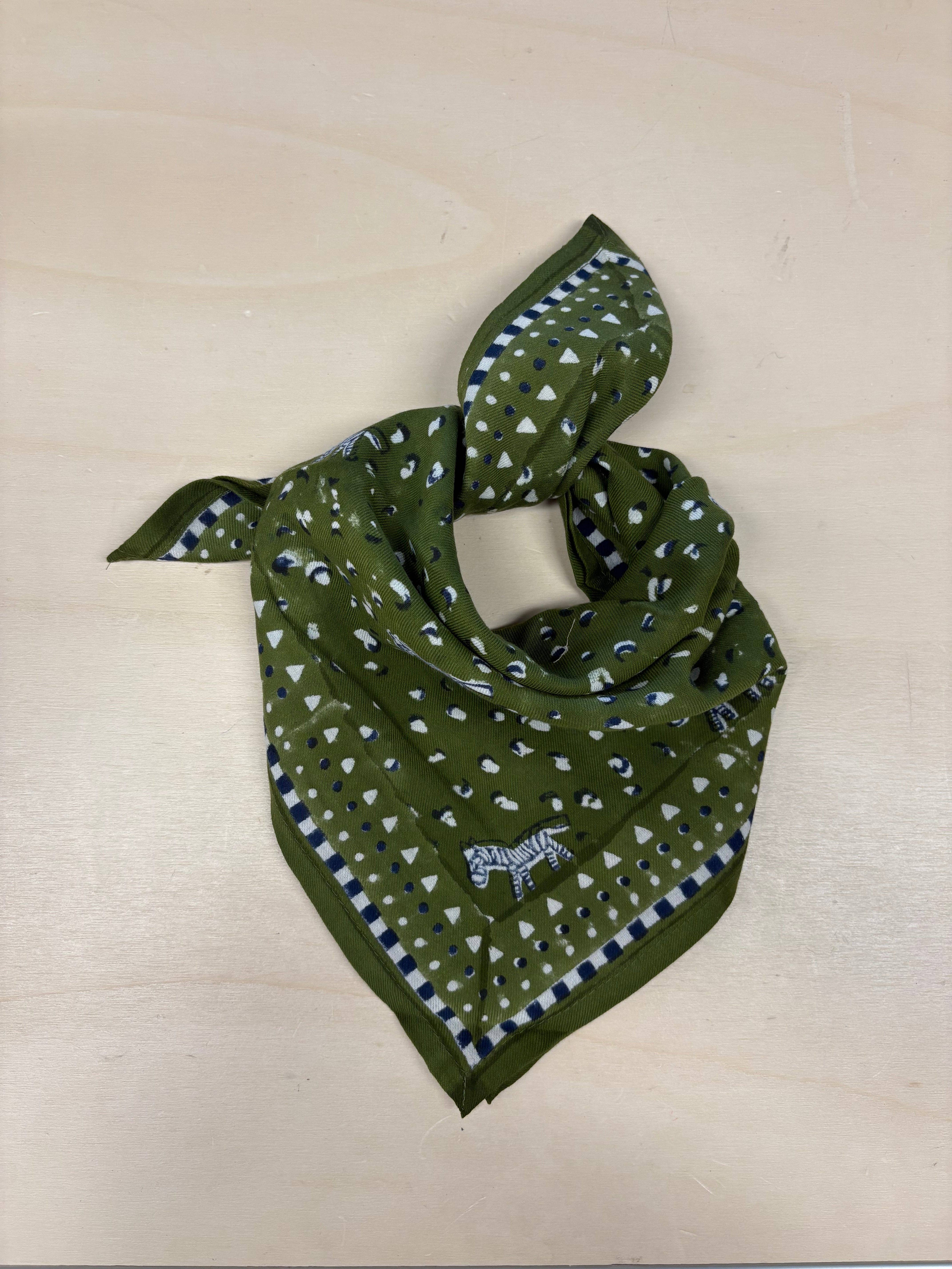 Maison Augustin – Großhandel Schal – Kinder – Babyschal und Kinderschal Zebra in Khaki2