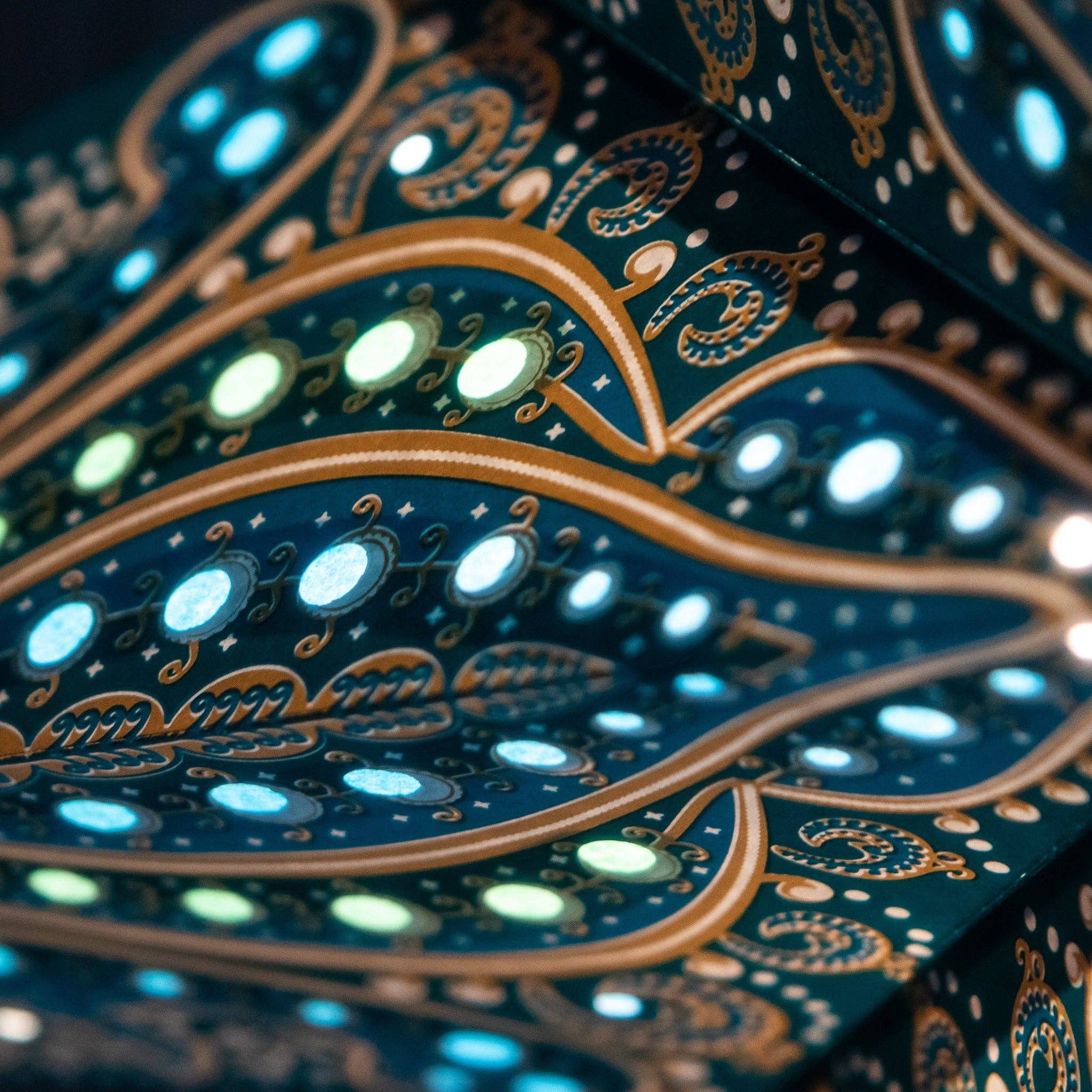 blau Papier-Sternlaterne „Fantasia Chill“ in kühlem Blau für den Großhandel auf Faire2