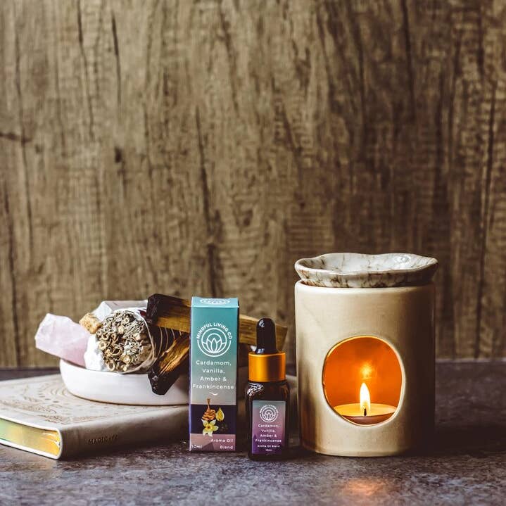 Mindful Living Co. - Wholesale Fragrance Oil - Cardamom, Vanilla, Amber & Frankincense Aroma Oil