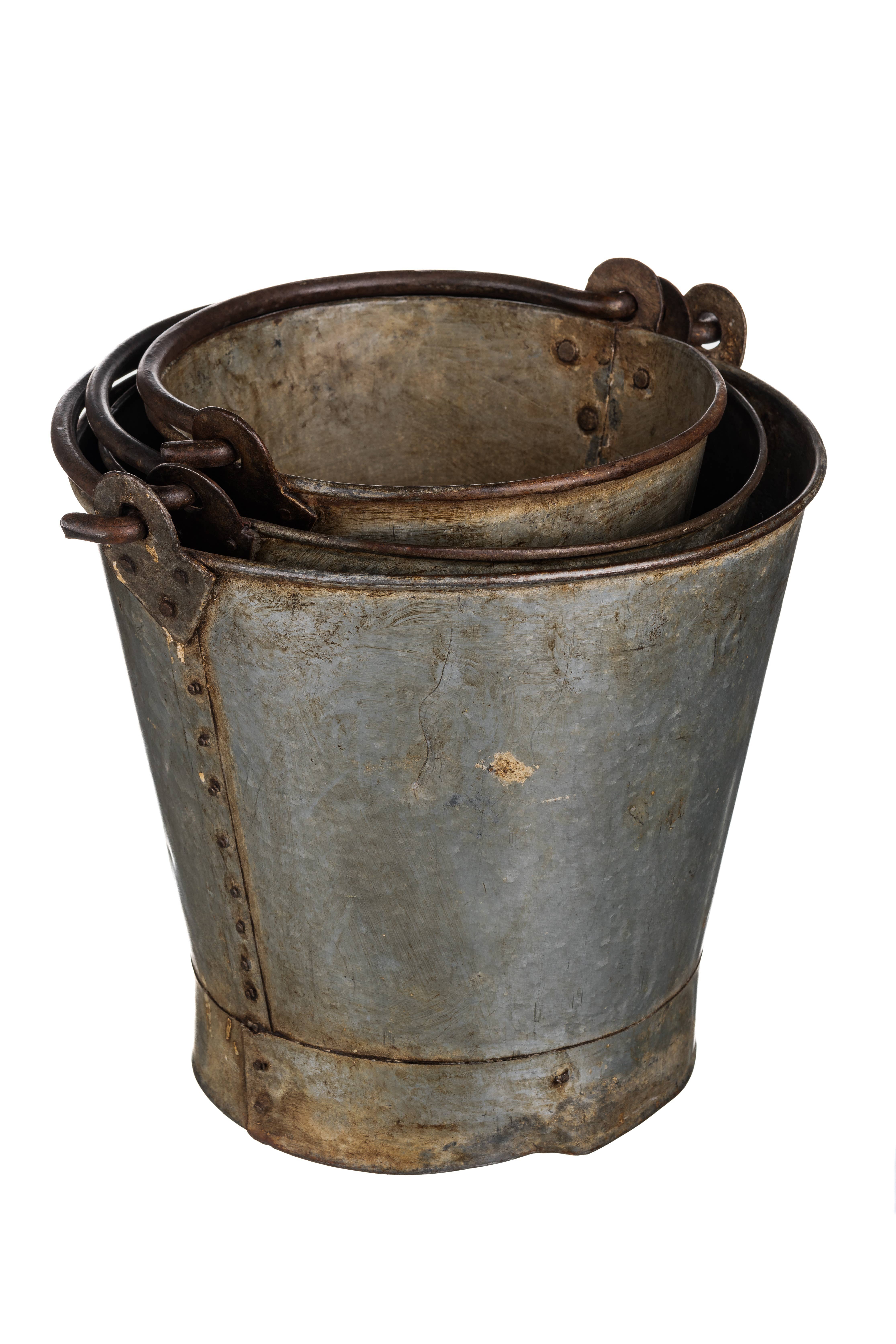 Shoeless Joe Ltd – wholesale Bucket/pail – Set Of Three Iron Buckets1