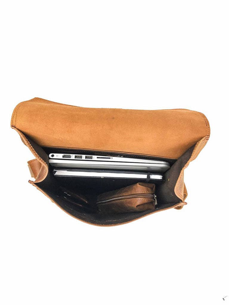 Hides - Venta al por mayor Maletín - Hombre - Bolso de cuero marrón silla minimalista tipo bandolera Montreal6