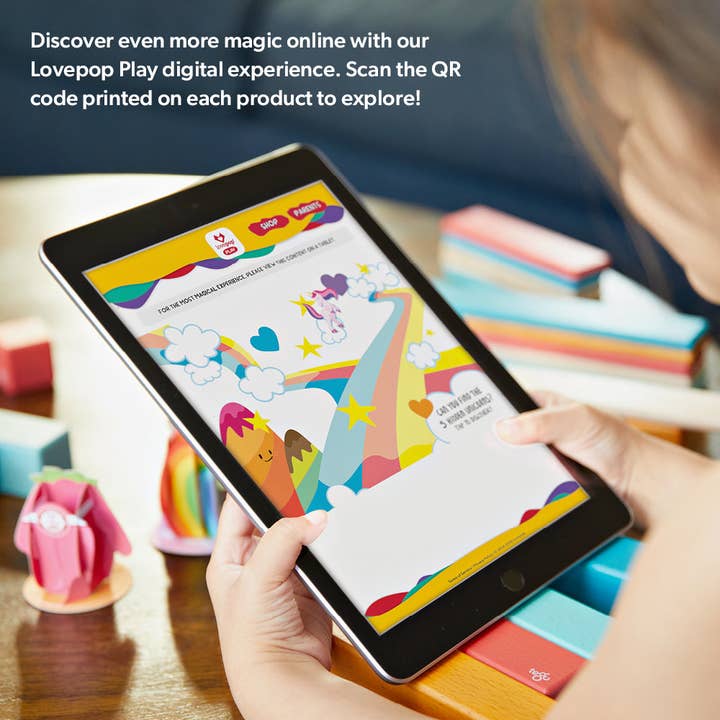 Lovepop Cards - Wholesale Birthday Card - Playpop Card™: 4.5"x5.9" Out of This World Birthday, Cards5