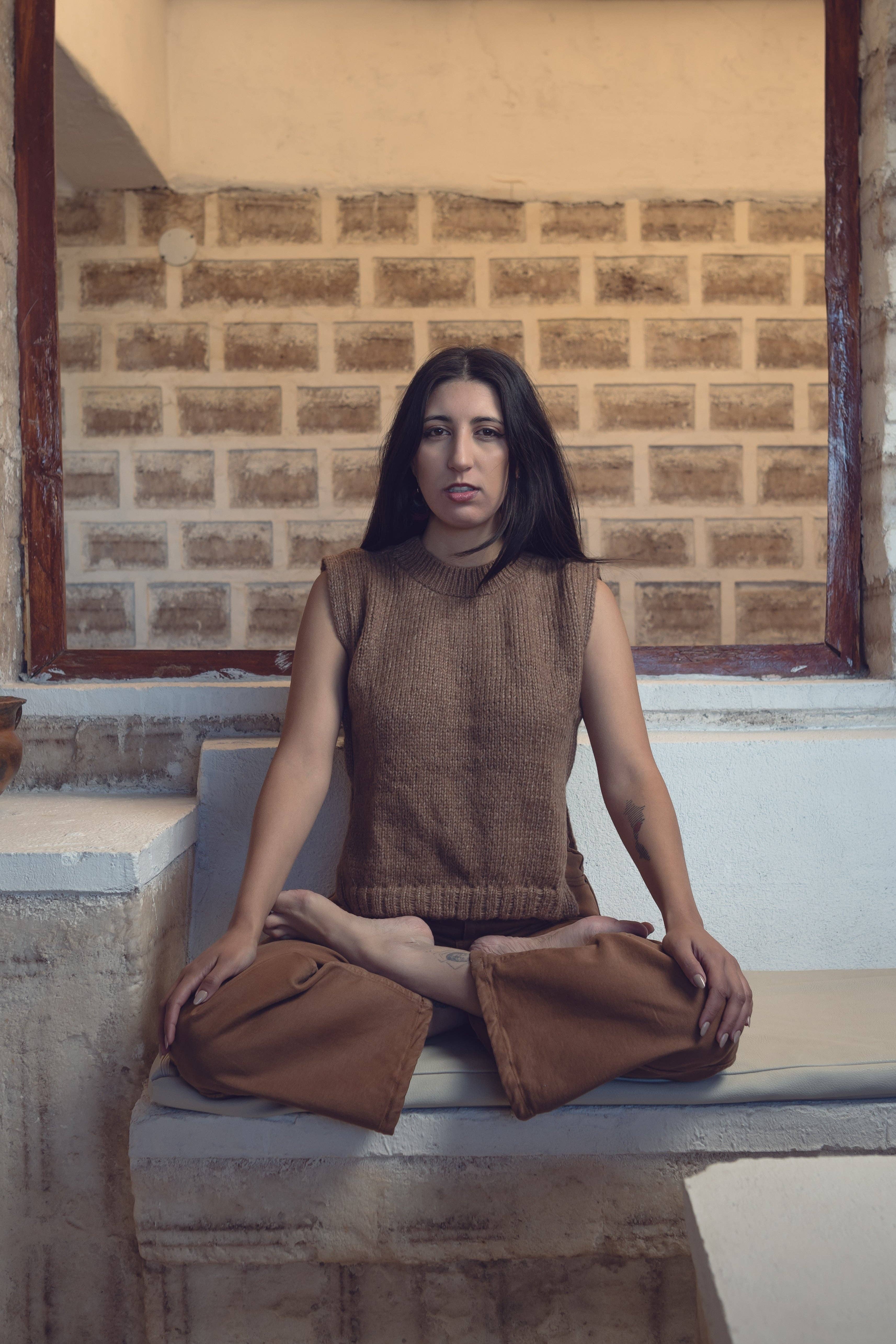 Yanawara - Wholesale Sweater Vest - Women's - Munasiri Llama Vest10