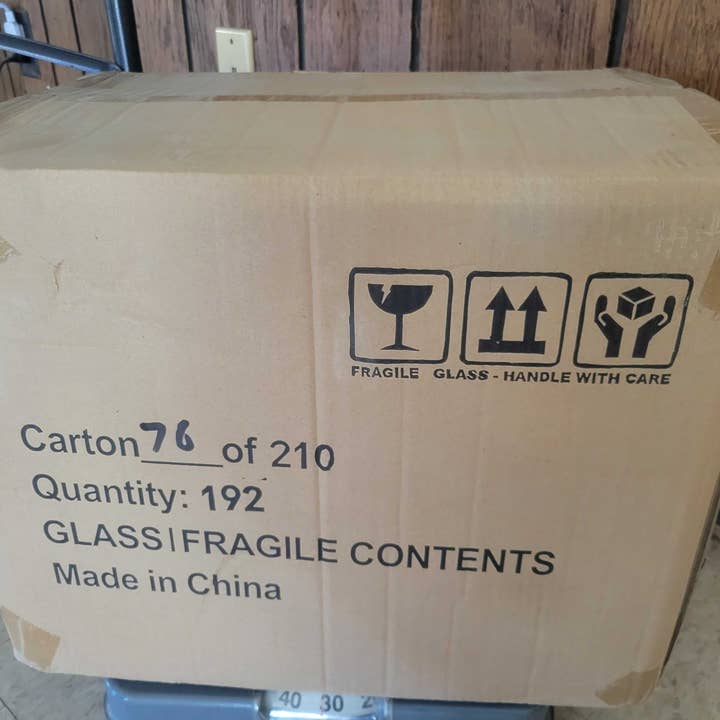 Craftly - Wholesale Shot Glass - Regenbogen-Edelstahl-Schnapsglas, Schachtel mit 192 Stück2