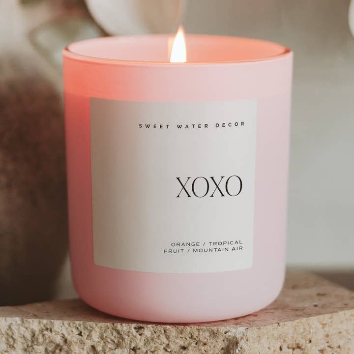 XOXO 15 oz Soy Candle, Matte Jar - Valentine's Day & Gifts for wholesale by Sweet Water Decor