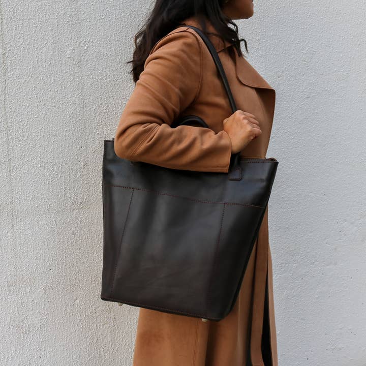 Brown Utility Tote Handbag, Dark Hazelnut for wholesale on Faire8