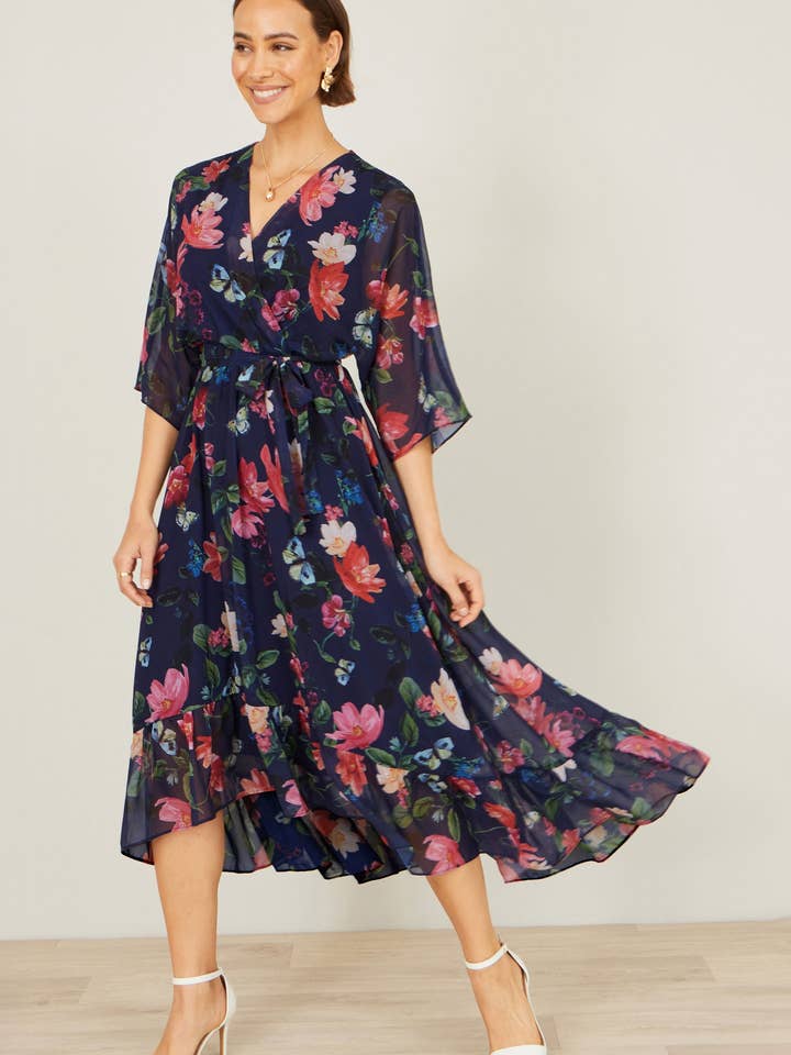 Vestido Kimono Yumi Azul Marinho Floral com Bainha Assimétrica por atacado de Yumi