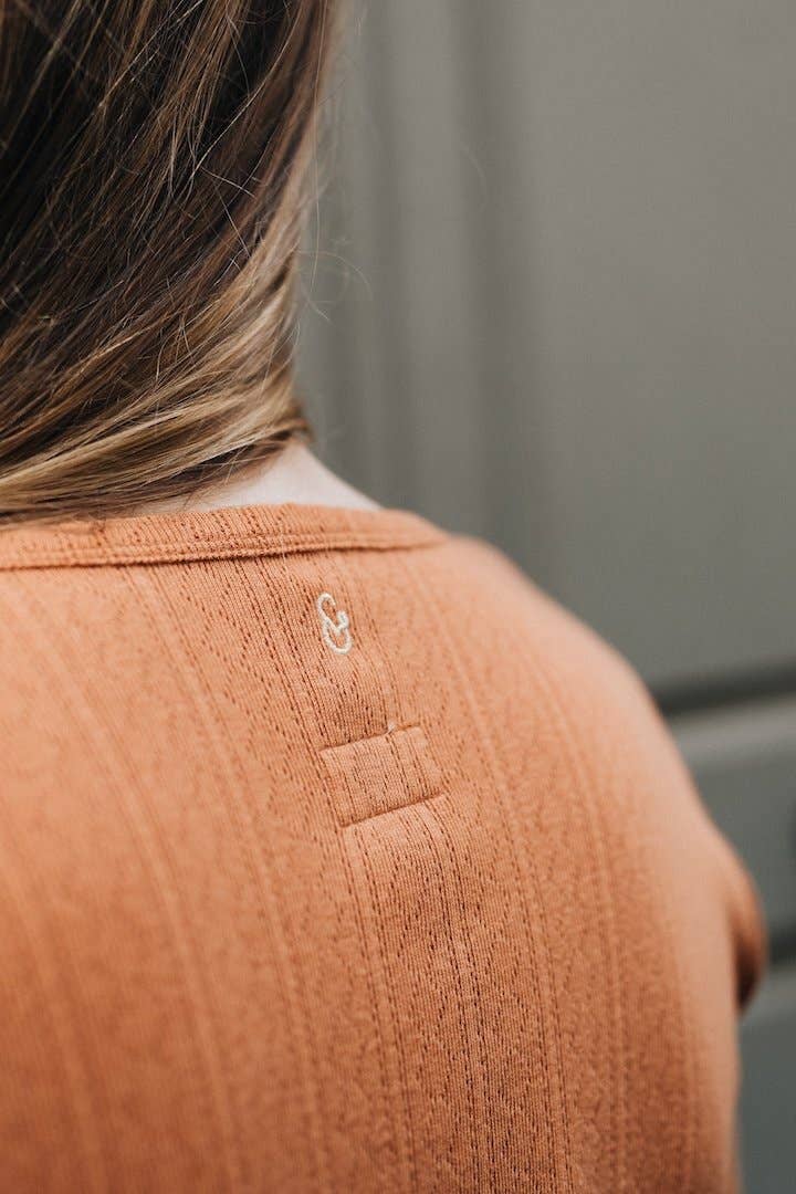 You&Milk - Wholesale Nursing Top - Maternity - Love my body nursing bodysuit in pointelle (Black, Camel)9