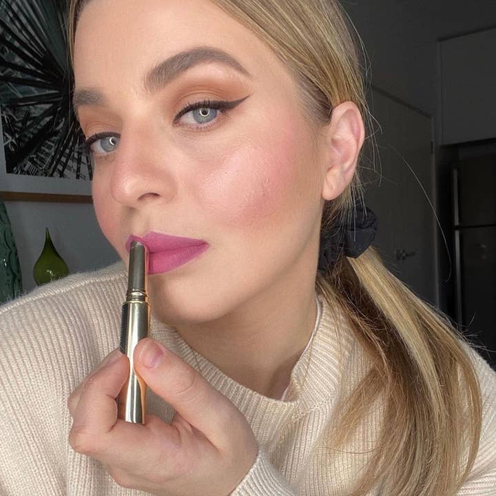 Mirenesse - Wholesale Lip Liner/Pencil - All Day Velvet Matte Kissproof Liner 6. Handmaid's Kiss2