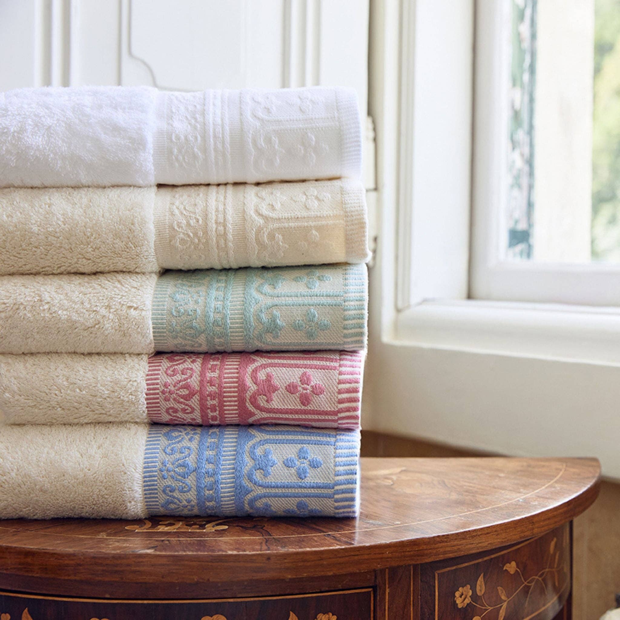 Torres Novas - Wholesale Bath towel - White Square8