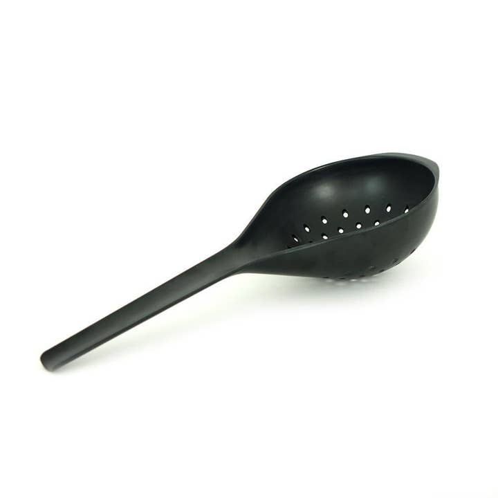 Pronto Scoop Colander - Black for wholesale by EKOBO