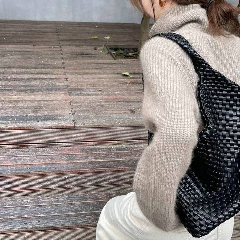 Sheer Trend – wholesale Cardigan – Women’s – Solid Color Ribbed Button Front Loose Cardigan4