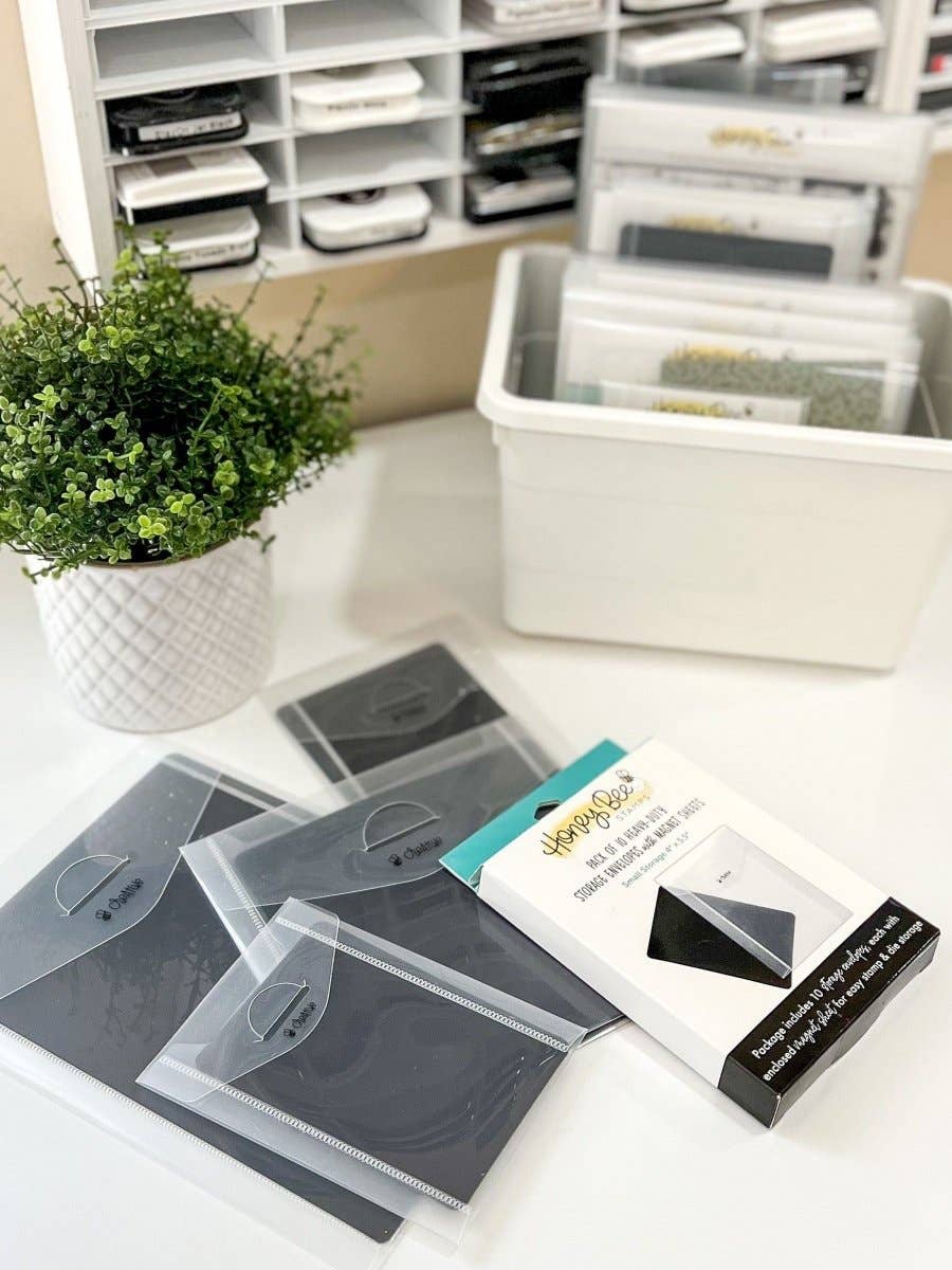 Honey Bee Stamps – wholesale Craft supplies – Bee Creative - Square Storage Pockets with Magnets 6" x 6"1