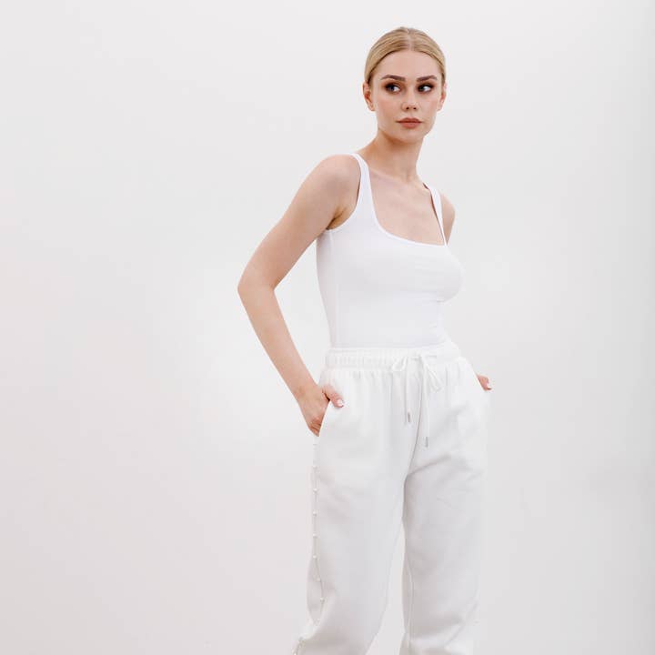 Pearl Sweatpants and other Purchase Wholesale white sweatpants. Free Returns & Net 60 Terms on Faire trending on Faire.