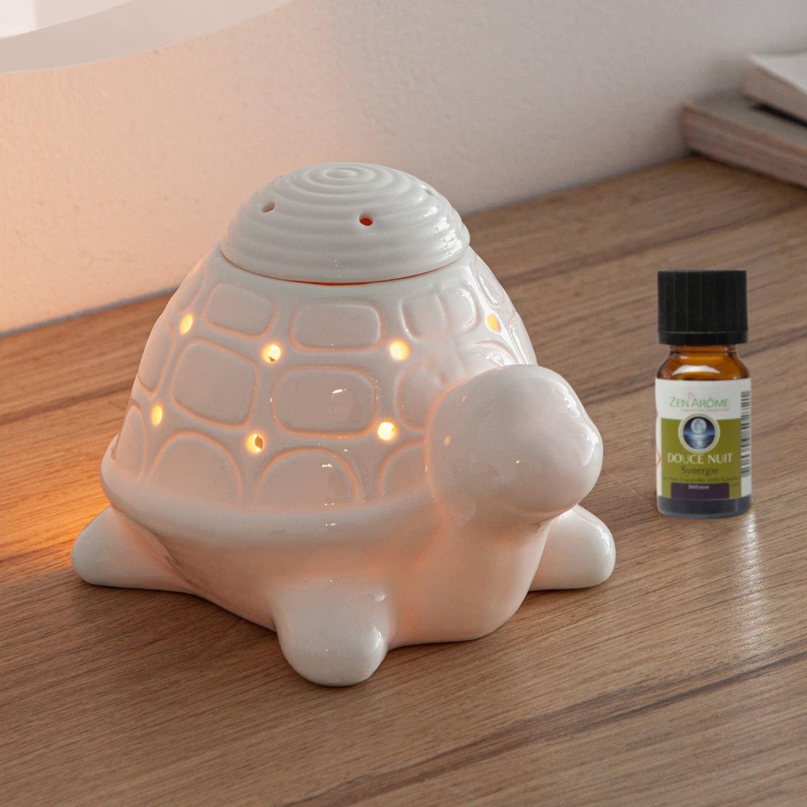 Zen'Arôme - Wholesale Oil Warmer - Franklin the Turtle White Ceramic Incense Burner12